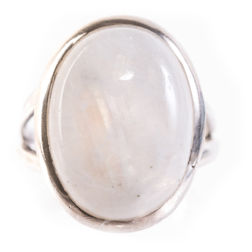 Sterling Silver and 14.75 CT Moonstone Ring