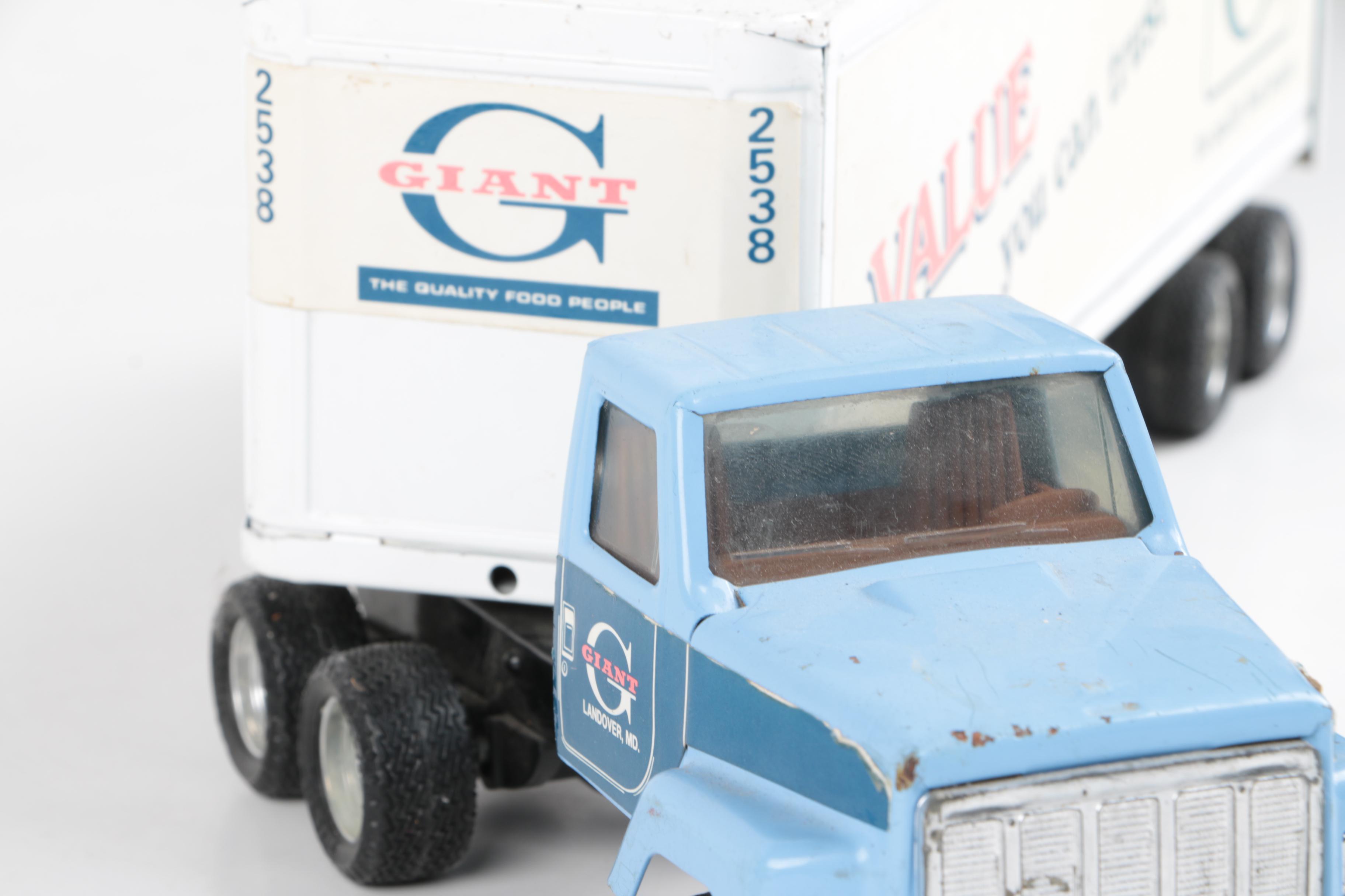 Giant Supermarket Die-Cast Tractor Trailer