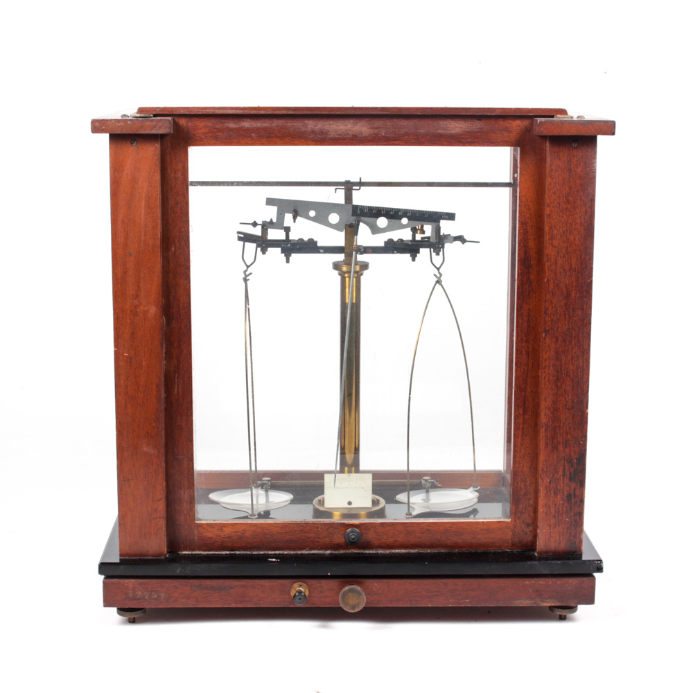 Antique Apothecary Scale