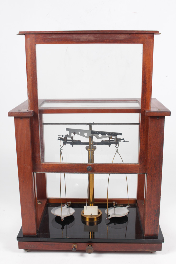 Antique Apothecary Scale