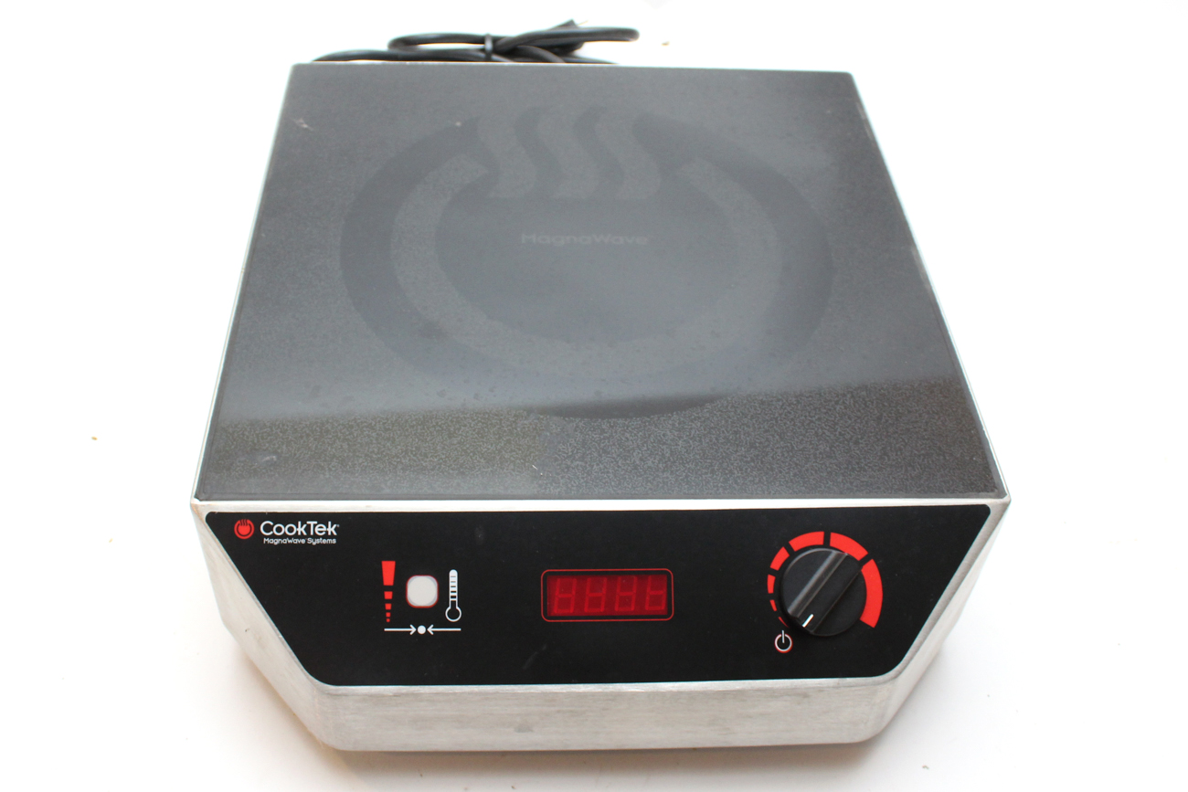 Cooktek Induction Range and Villaware Warming Plate