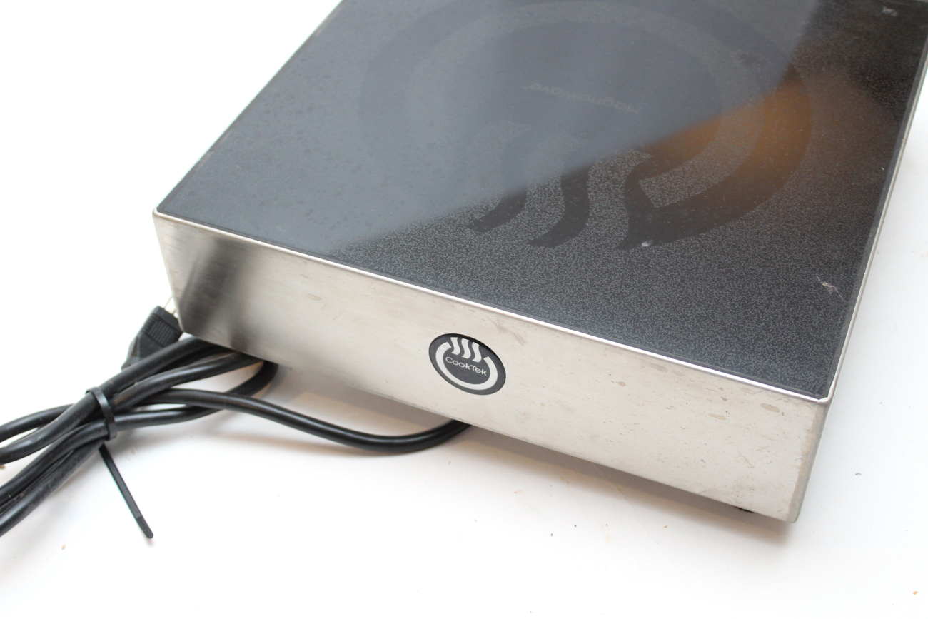 Cooktek Induction Range and Villaware Warming Plate