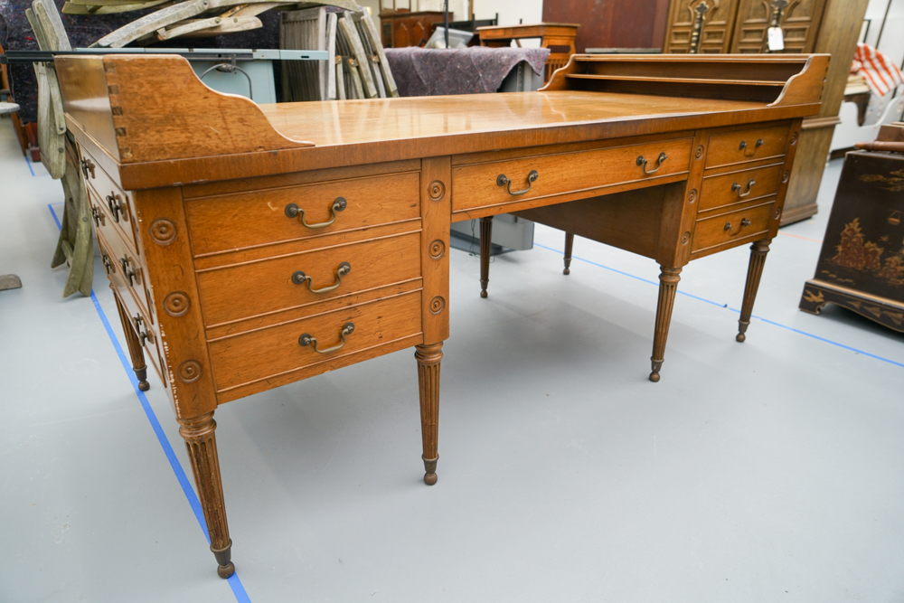 Vintage "George Washington" Desk by Kitinger