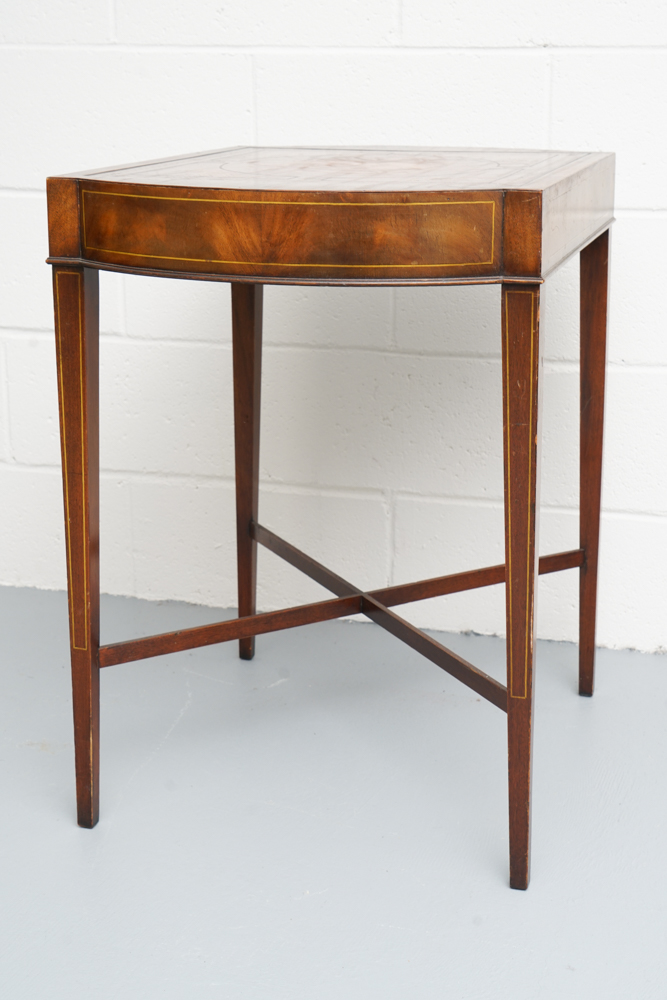 Pair of Vintage Federal Style End Tables