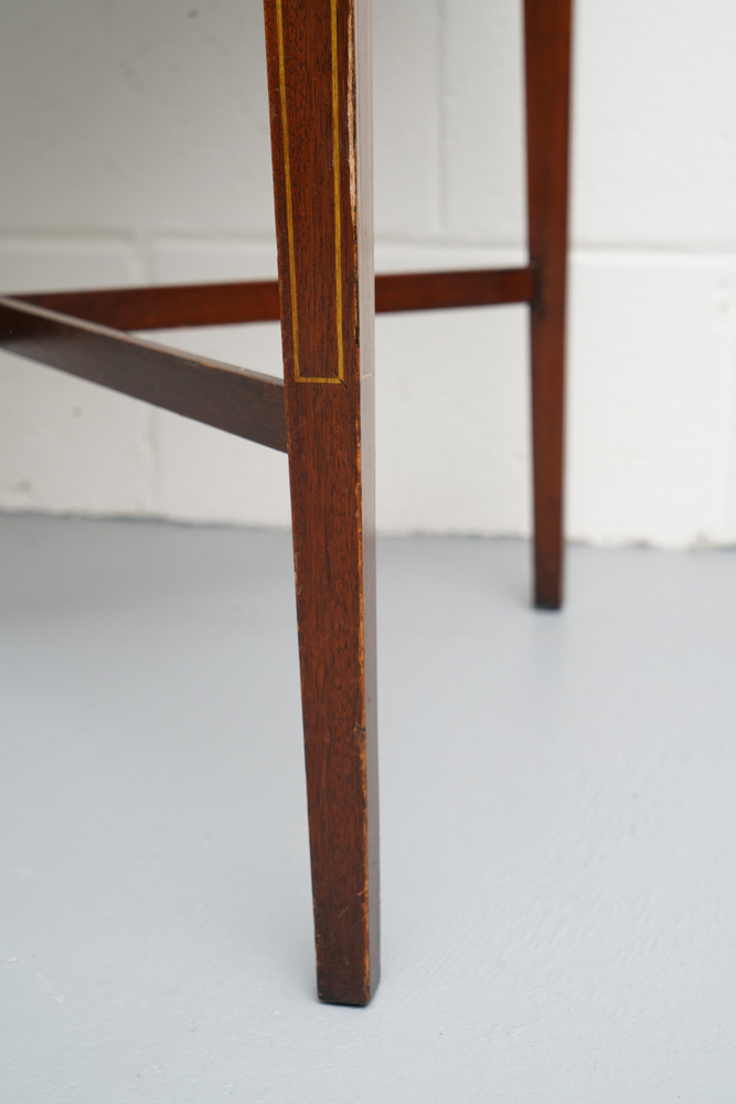 Pair of Vintage Federal Style End Tables