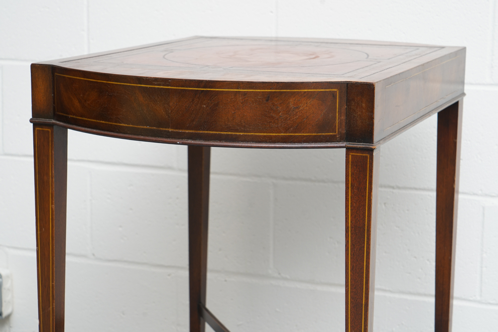 Pair of Vintage Federal Style End Tables