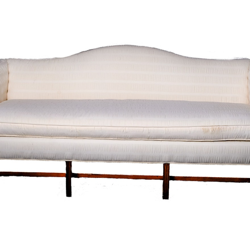 Chippendale Style Camelback Settee