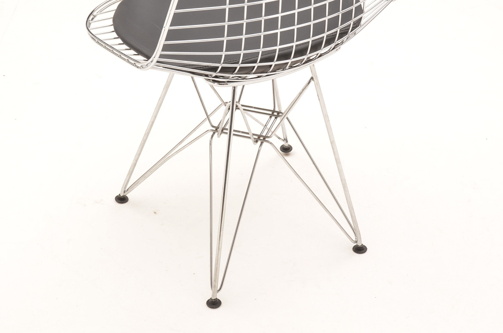 Six Bertoia Style Dining Chairs