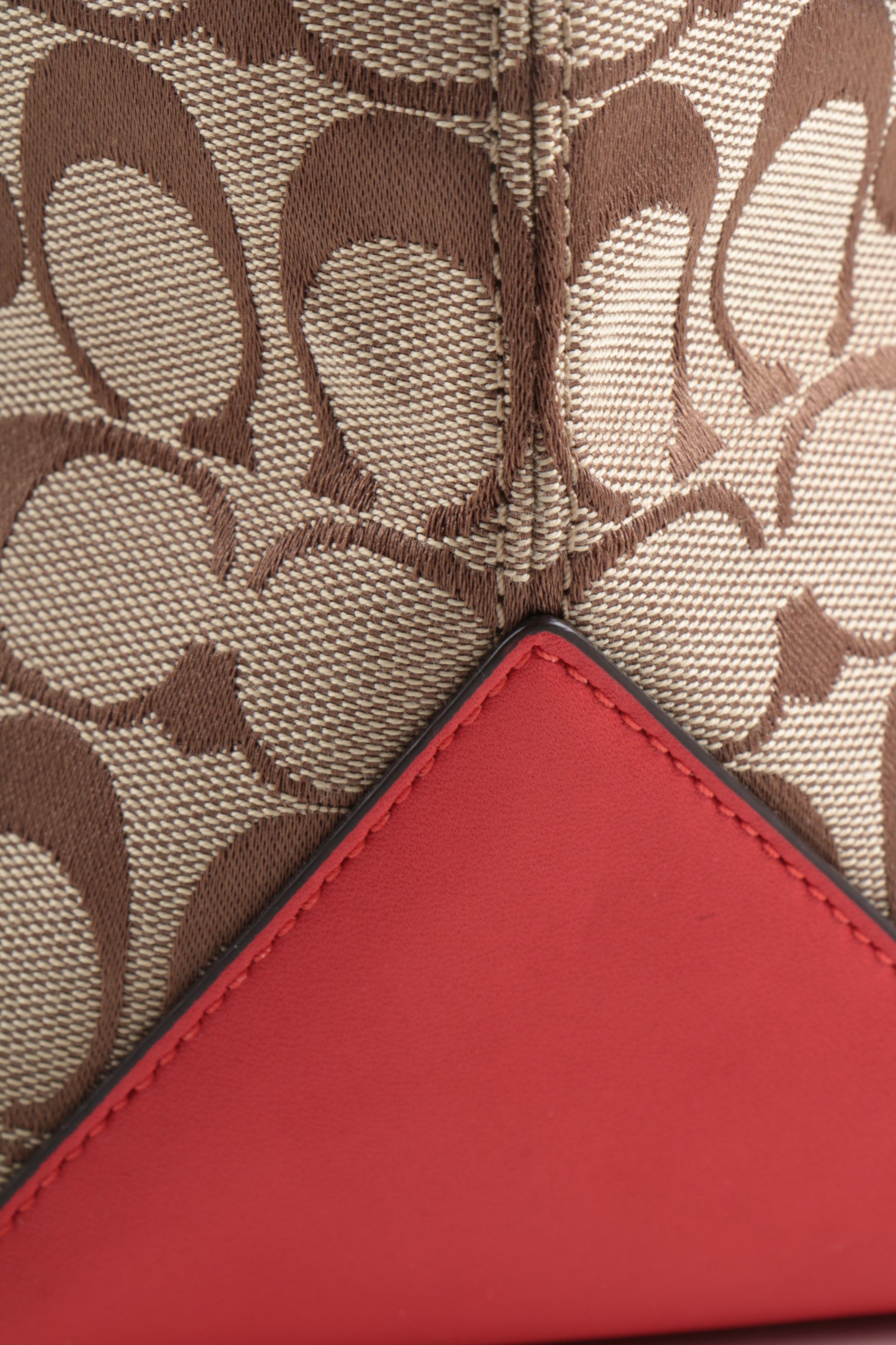 Coach Signature Canvas Tote