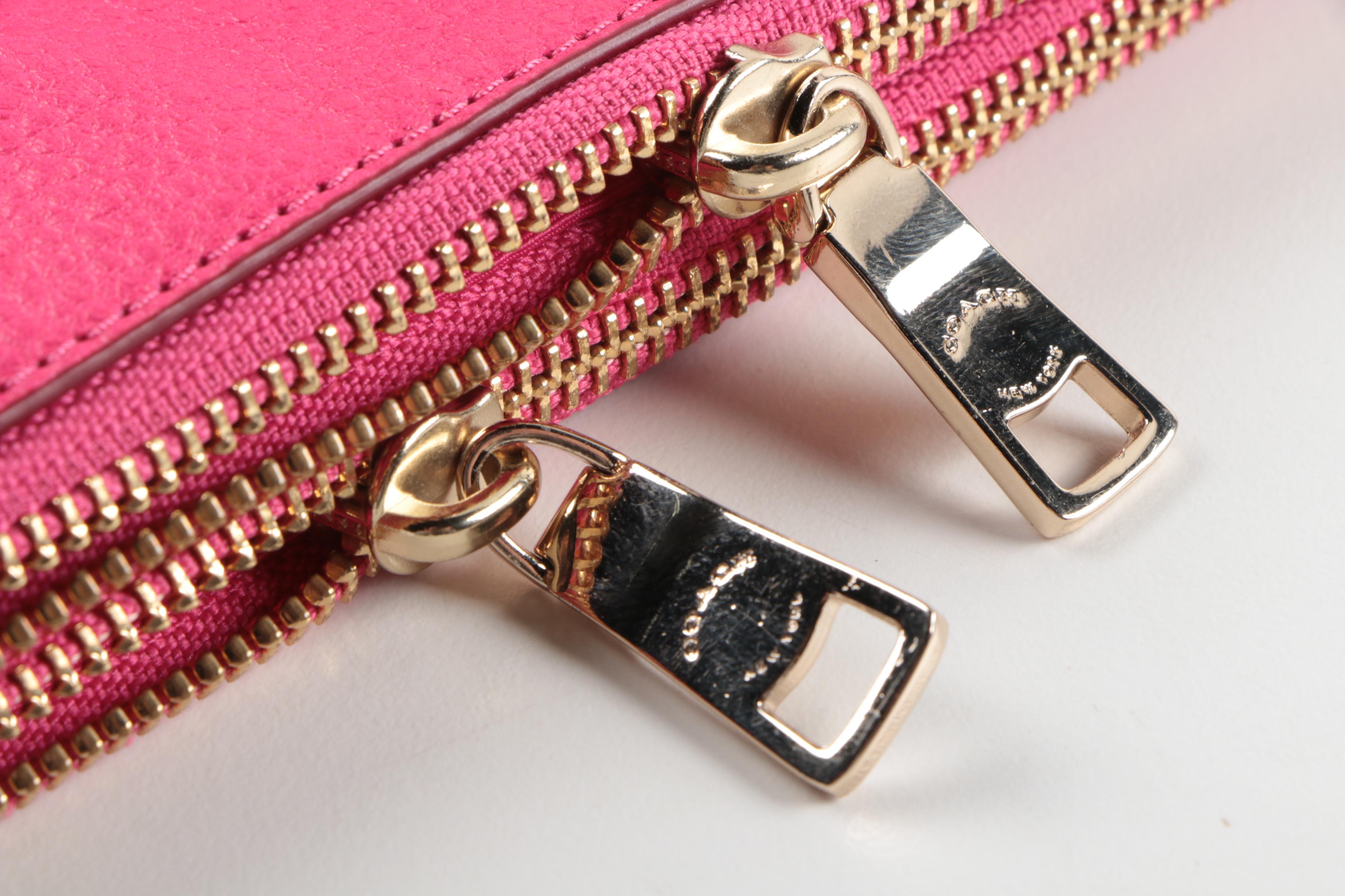 Coach Lyla Double Gusset Pink Ruby Pebbled Leather Crossbody/Wristlet