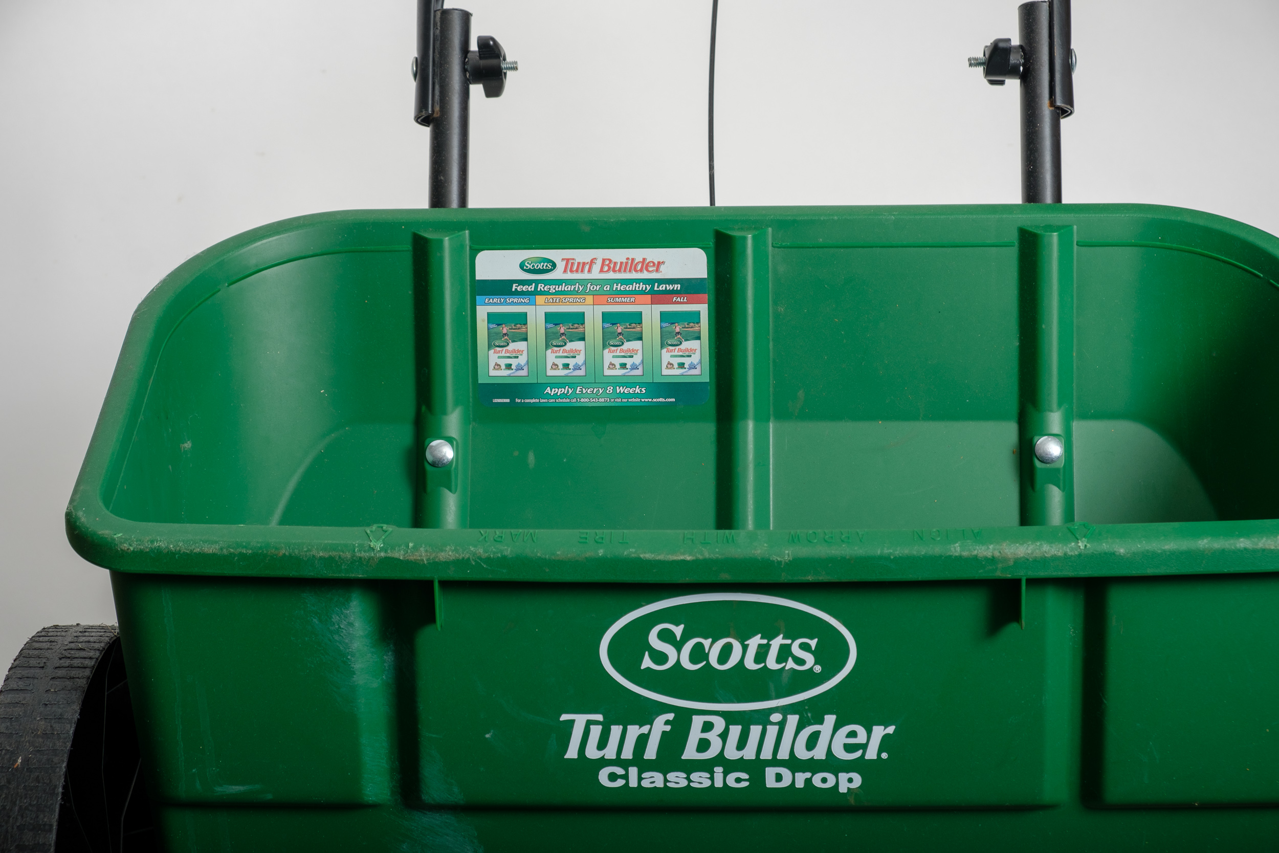Scotts Rolling and Hand Held Lawn Spreaders
