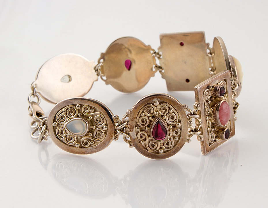 Sajen Sterling, Garnet, Moonstone and Mother of Pearl Charm Bracelet