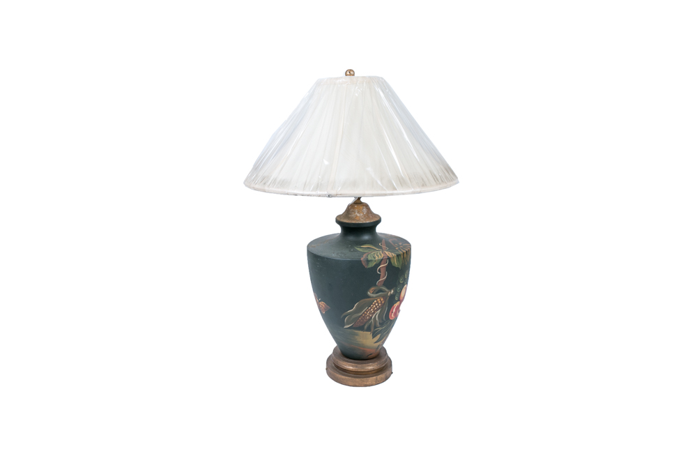 Still Life Urn Table Lamp
