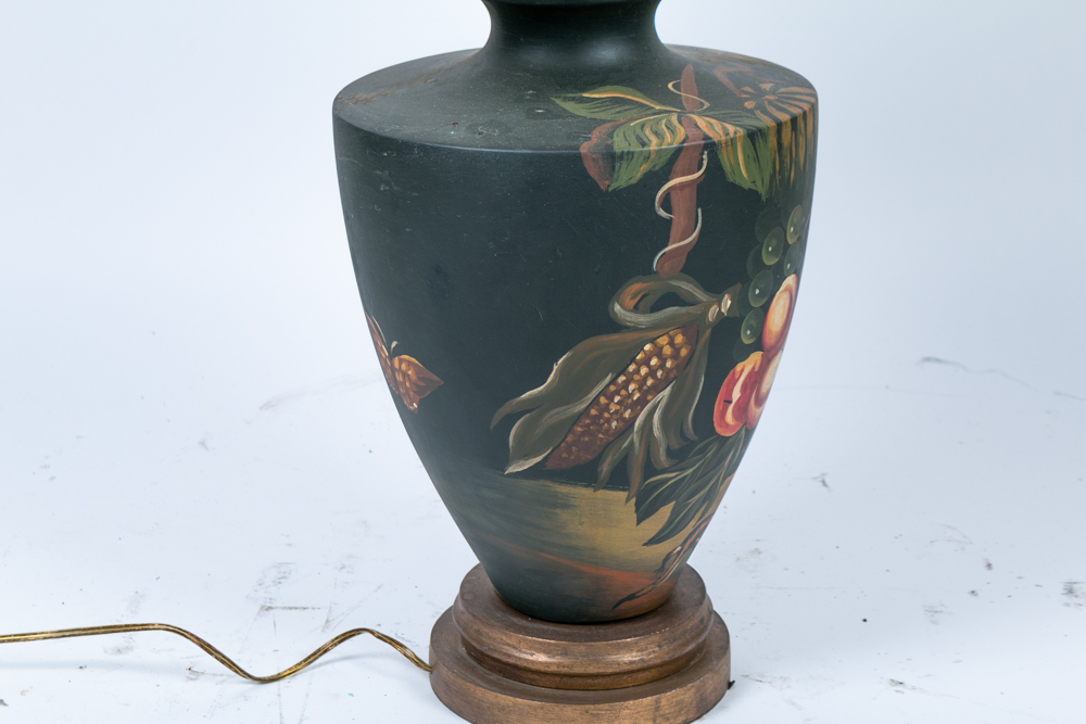 Still Life Urn Table Lamp