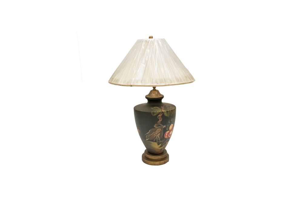 Still Life Urn Table Lamp