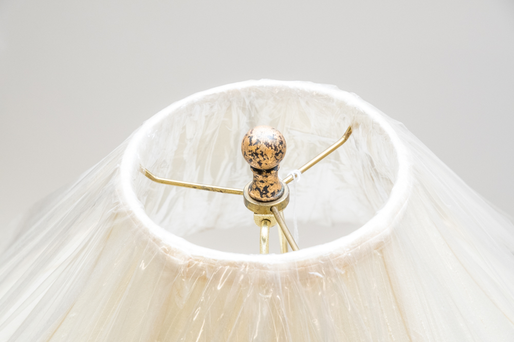 Still Life Urn Table Lamp