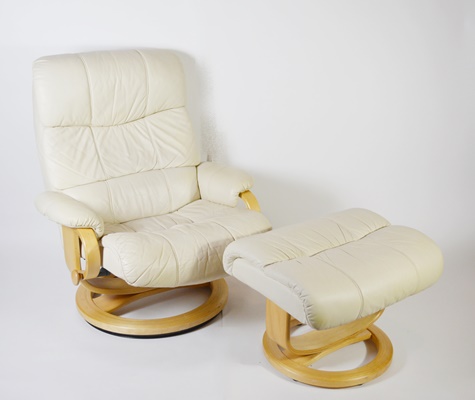 Palliser Furniture Leather Recliner Chair and Ottoman