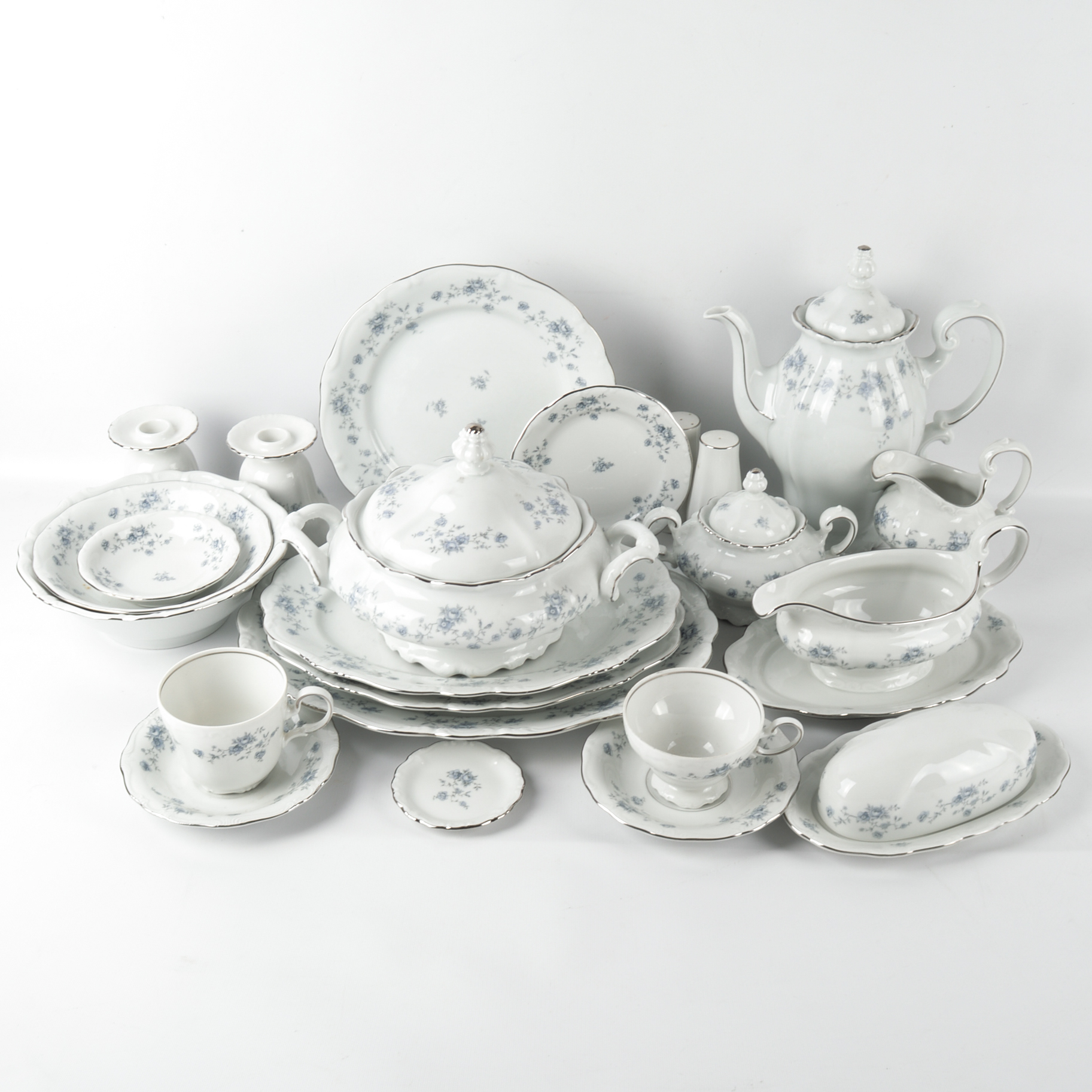 Johann Haviland Bavarian "Blue Garland" Porcelain Dinnerware