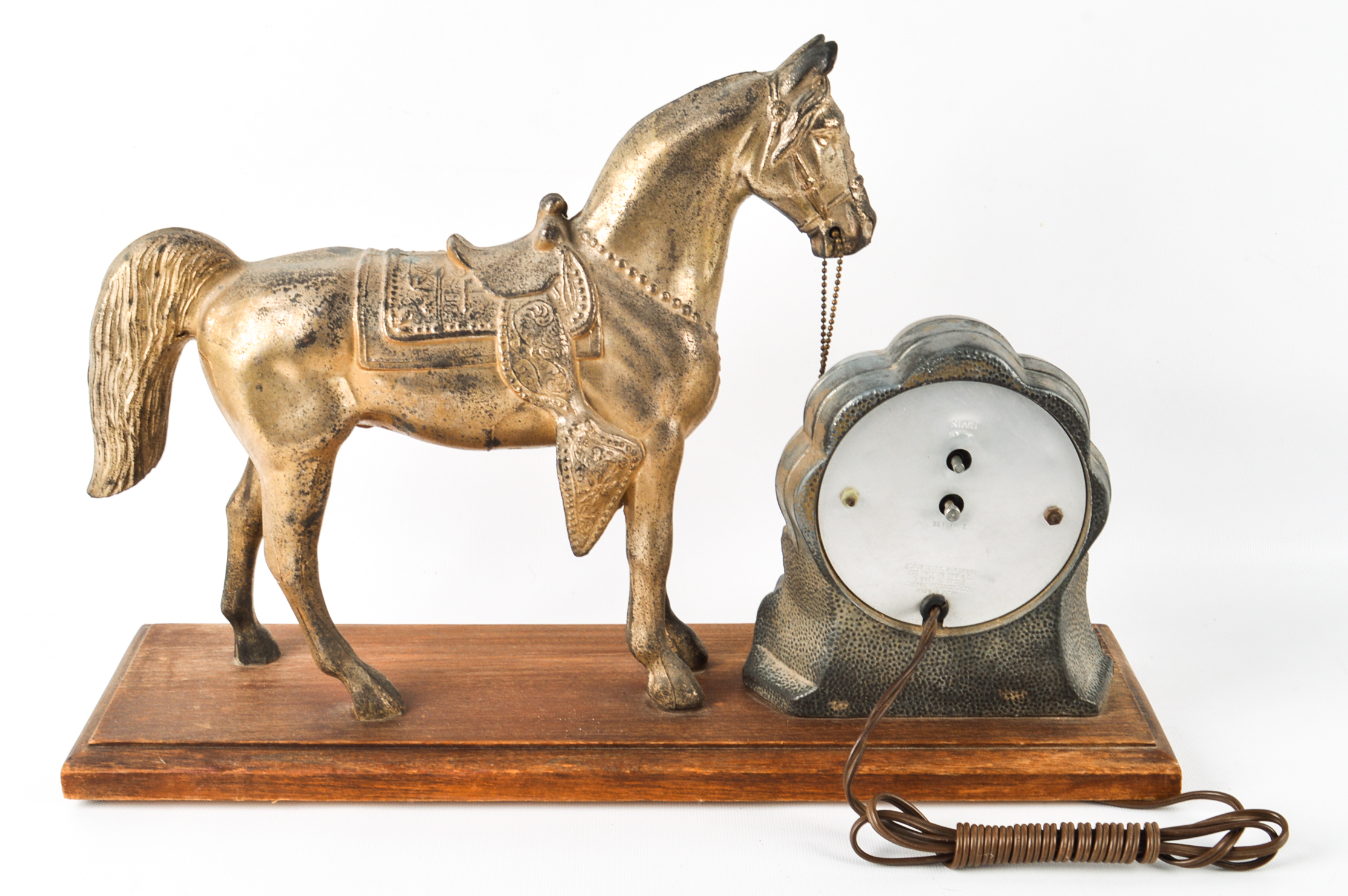 Vintage Lincoln Horse Mantel Clock by Galter Products Company