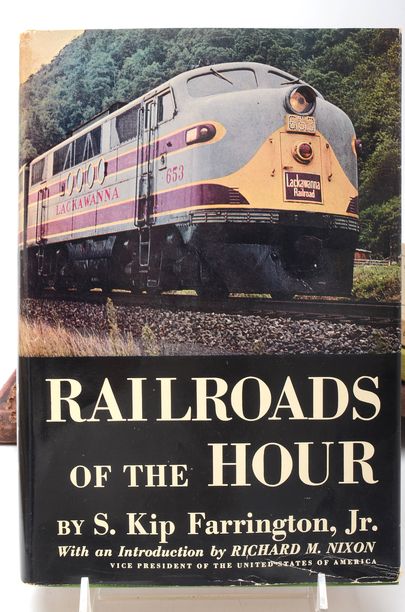 Group of Antique to Vintage Railroad Books