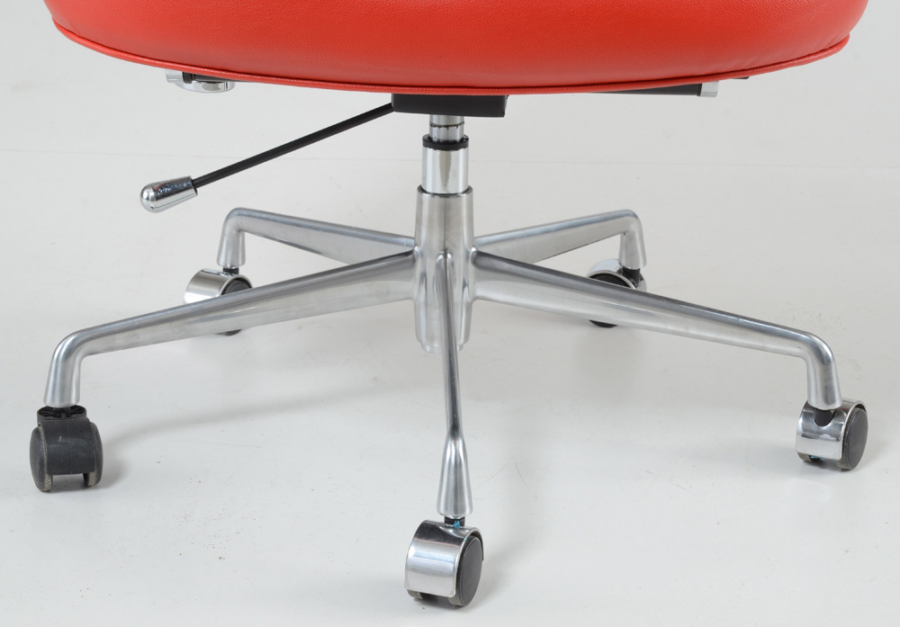 Contemporary Modern Office Chair