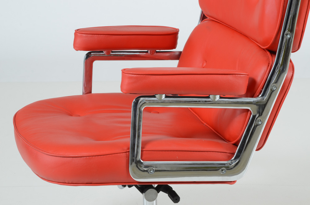 Contemporary Modern Office Chair