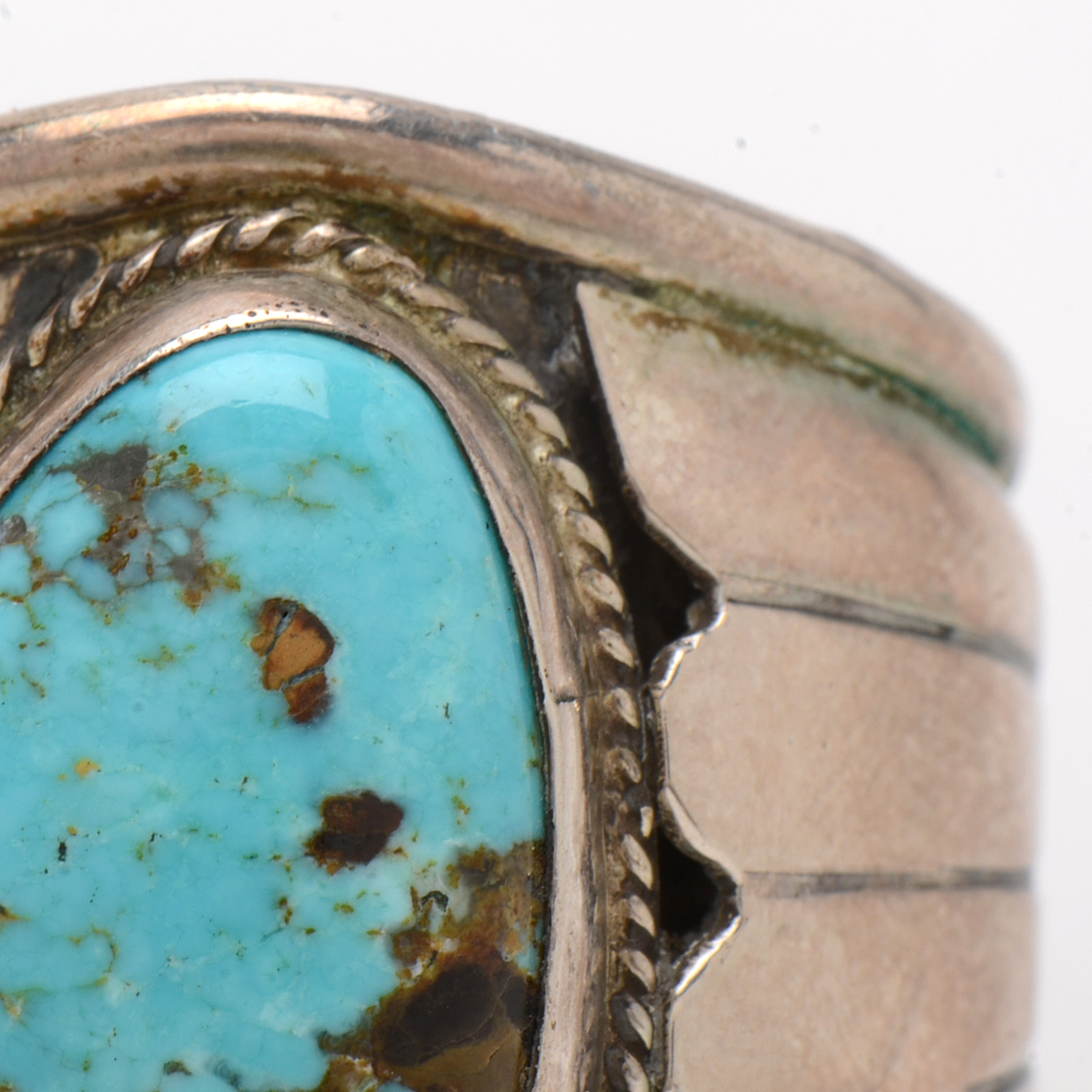 Southwestern Style Sterling Silver Turquoise Ring