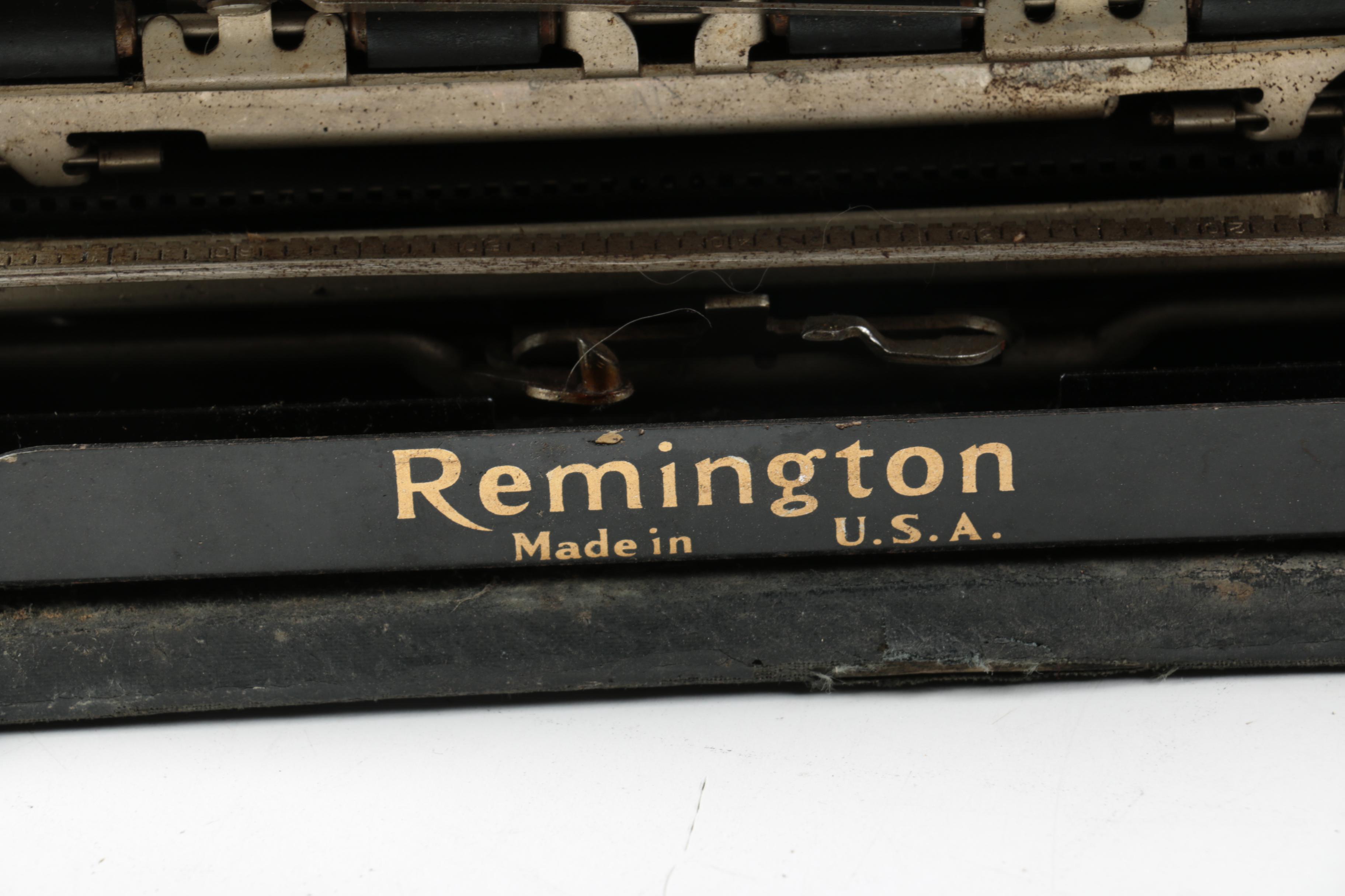 1930s Remington Portable Model 5 Typewriter