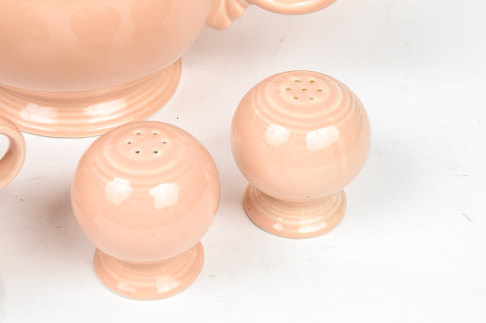 "Fiestaware" Ceramic Tableware in Peach