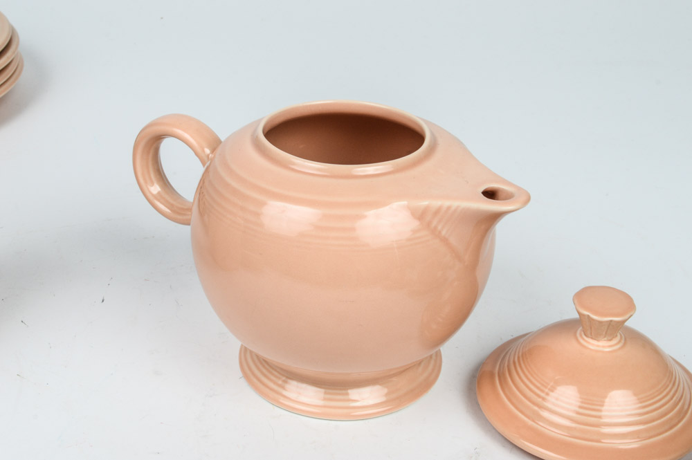 "Fiestaware" Ceramic Tableware in Peach