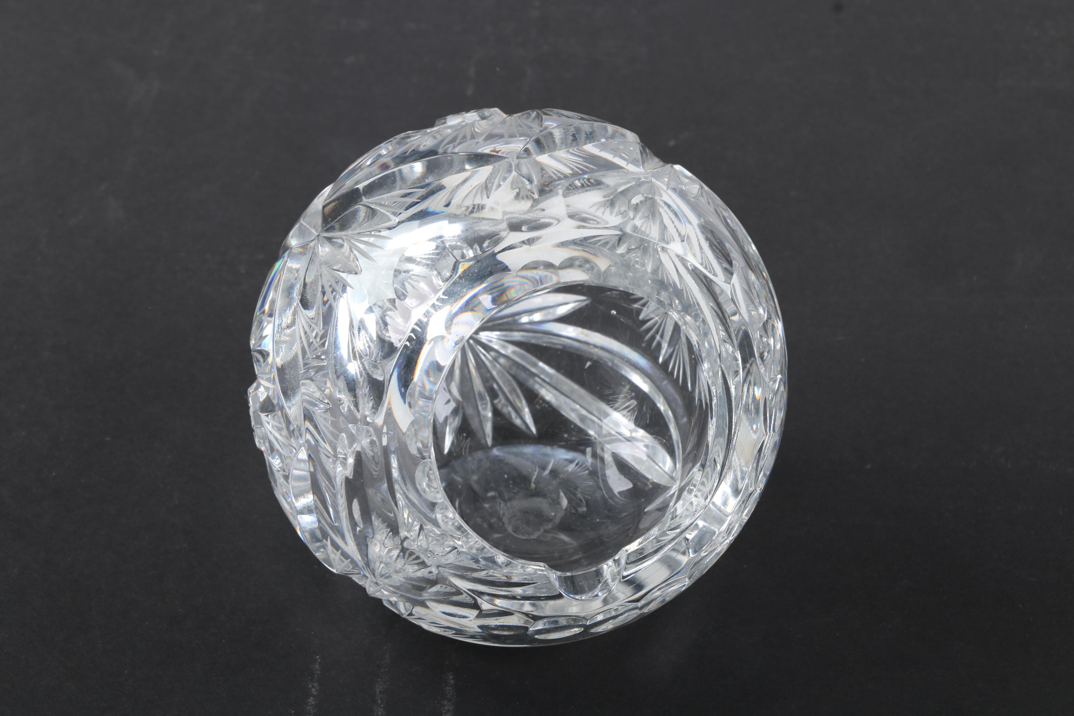 Crystal Decor Featuring Shannon Clock