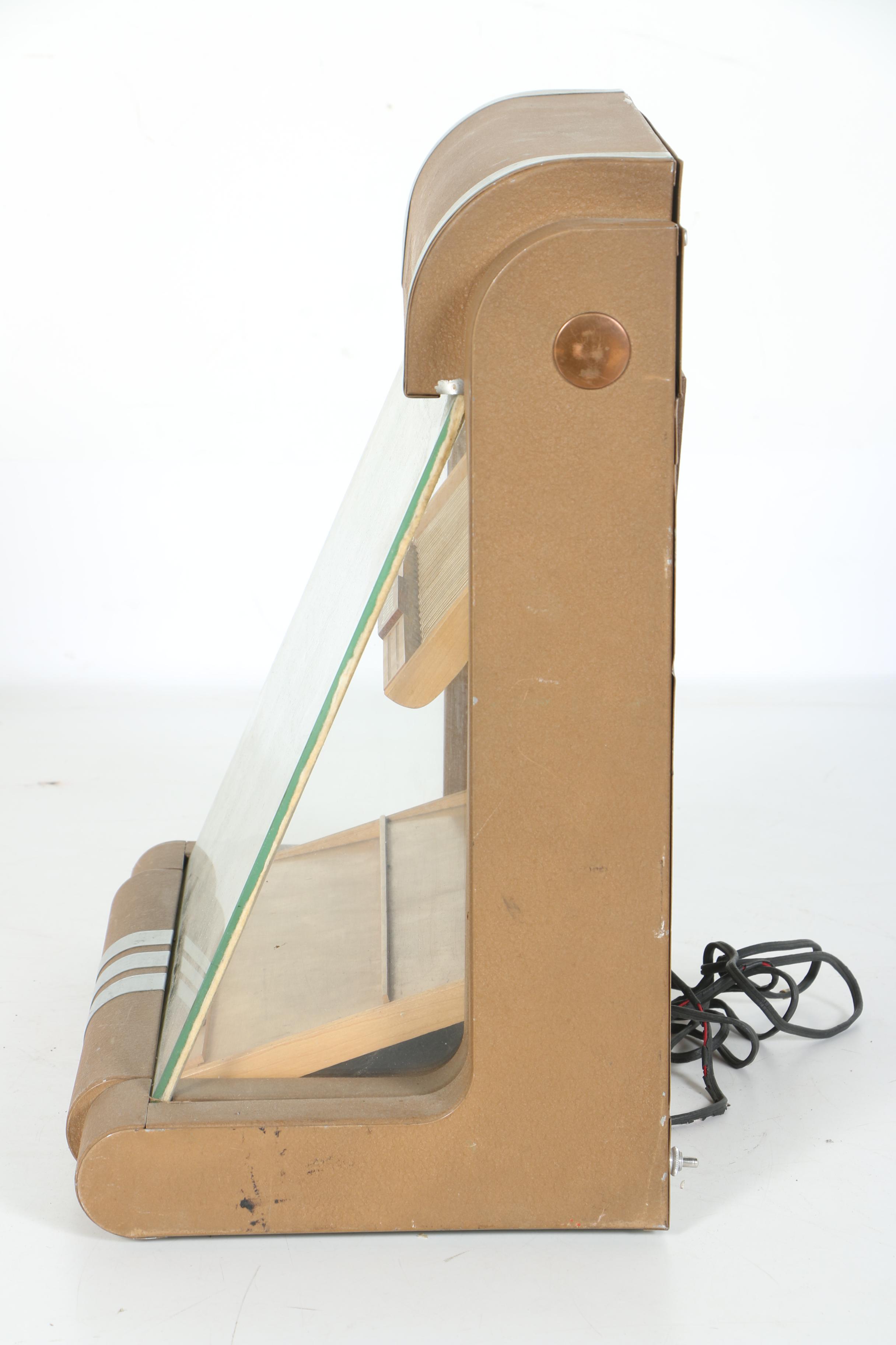 Vintage Sheaffer's Metal Display Case With Light