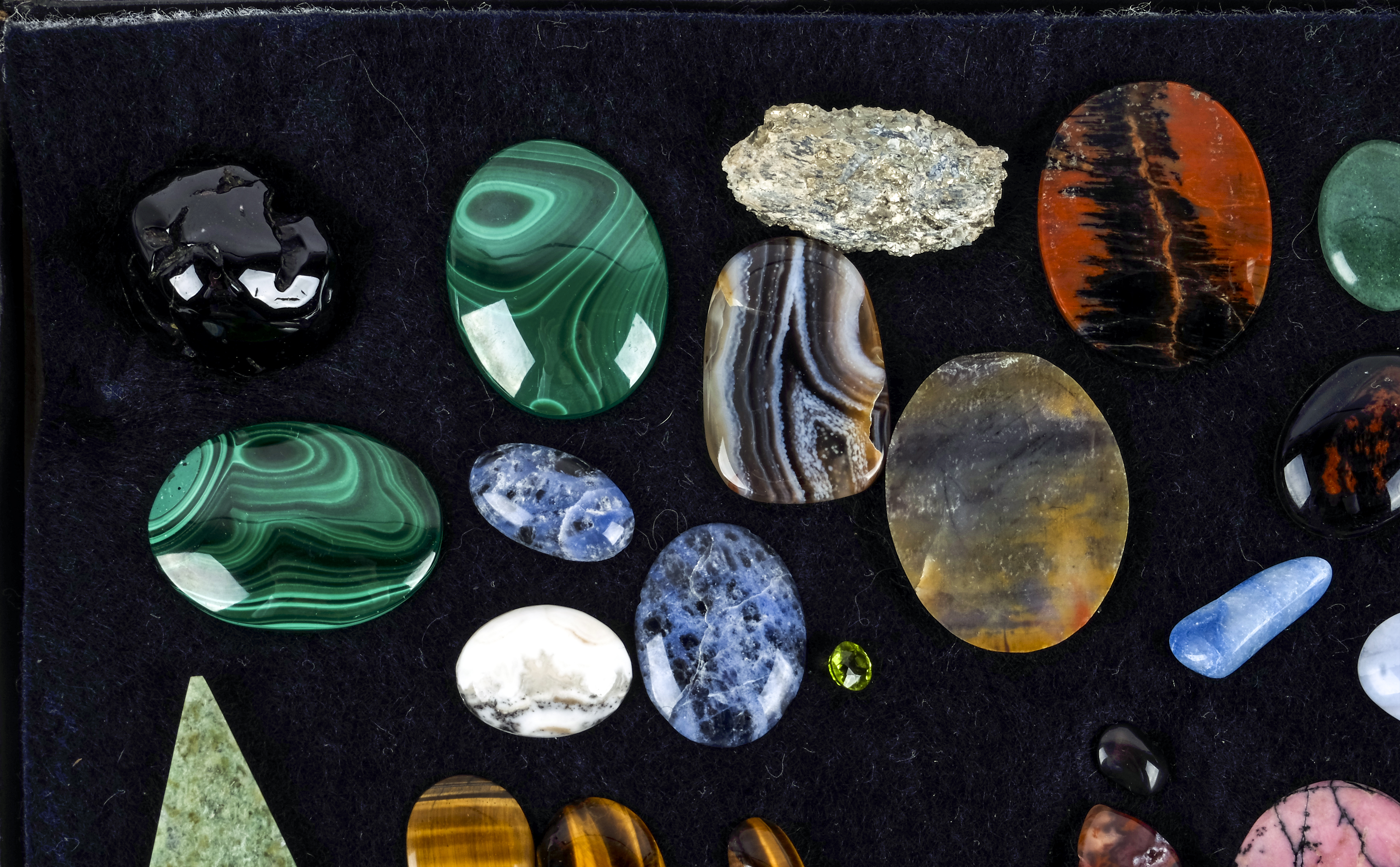 Polished Mineral Specimens