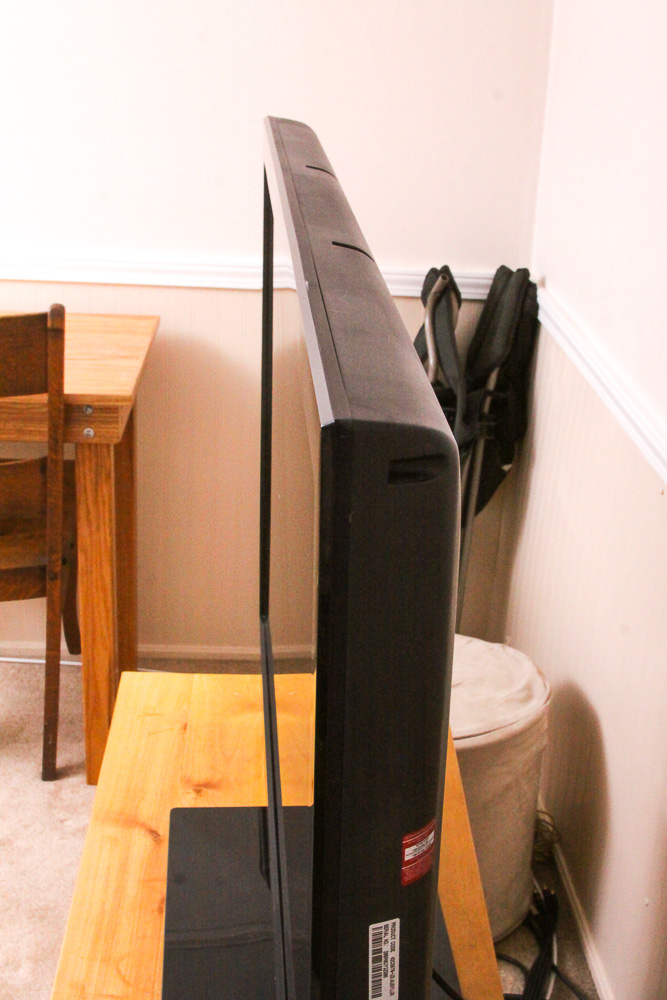 42 in. LG Flat Screen TV