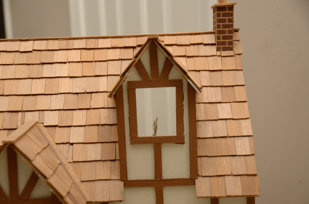 Vintage Craftsman Style Furnished Dollhouse