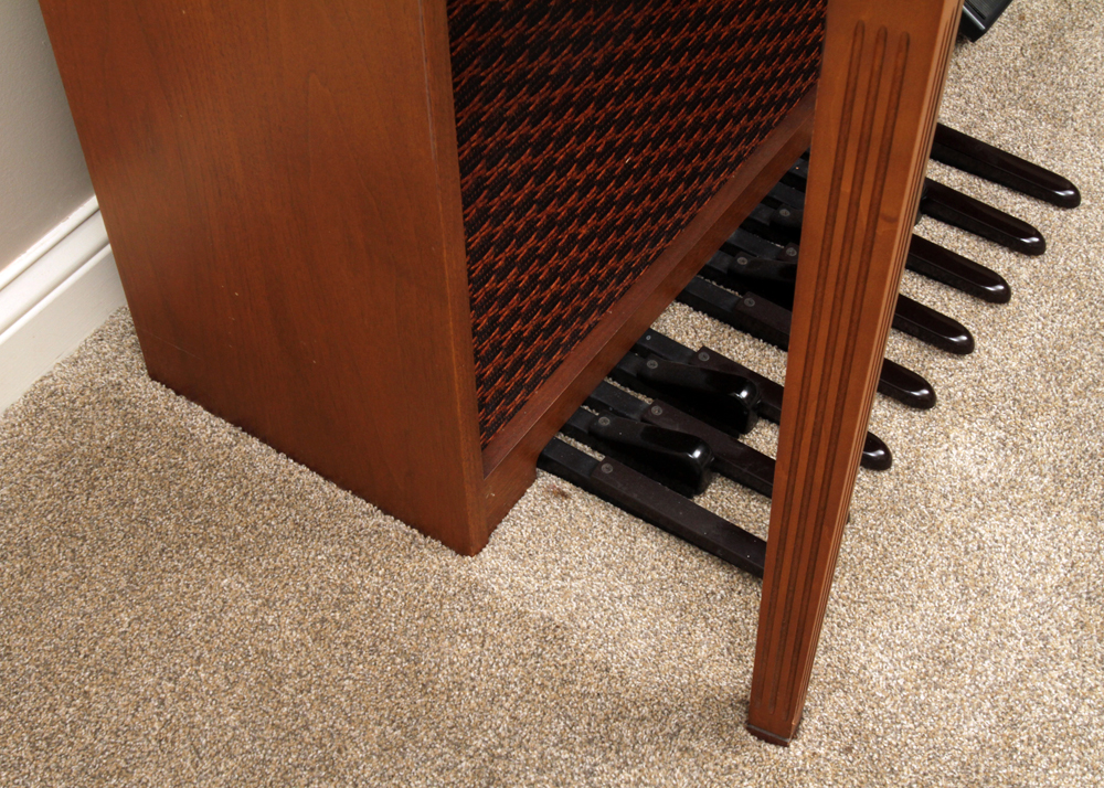 Lowrey Pageant M-150 Organ With Bench And Brass Light