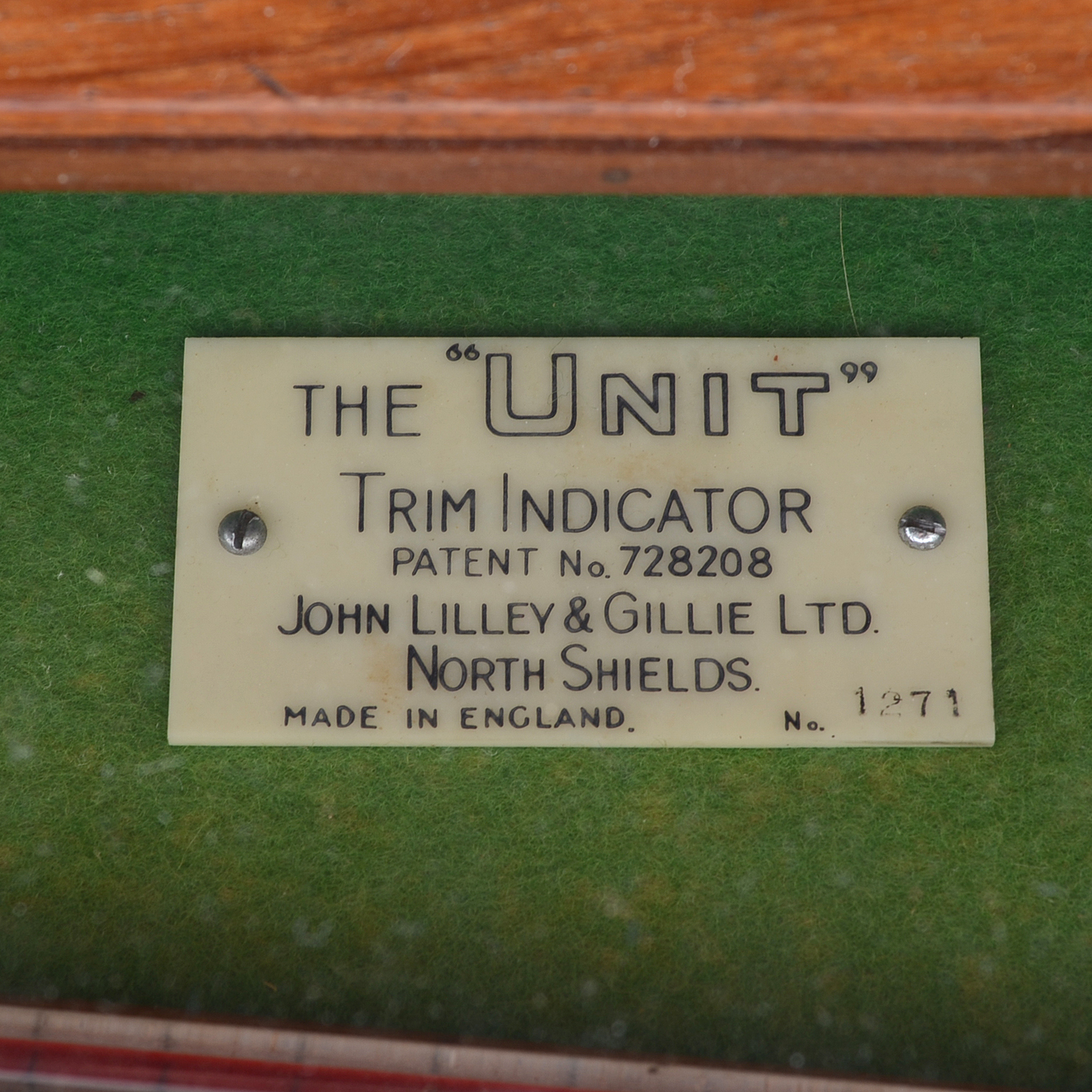 John Lilley & Gillie Ltd. Ship Trim Indicator
