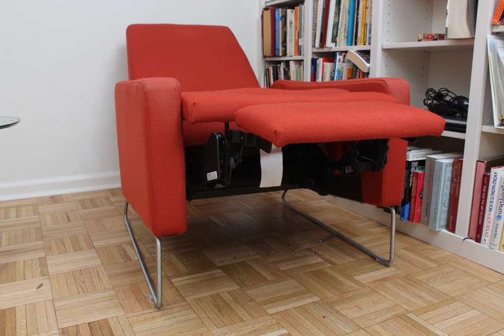 Mid Century Modern Lounger by Design Within Reach