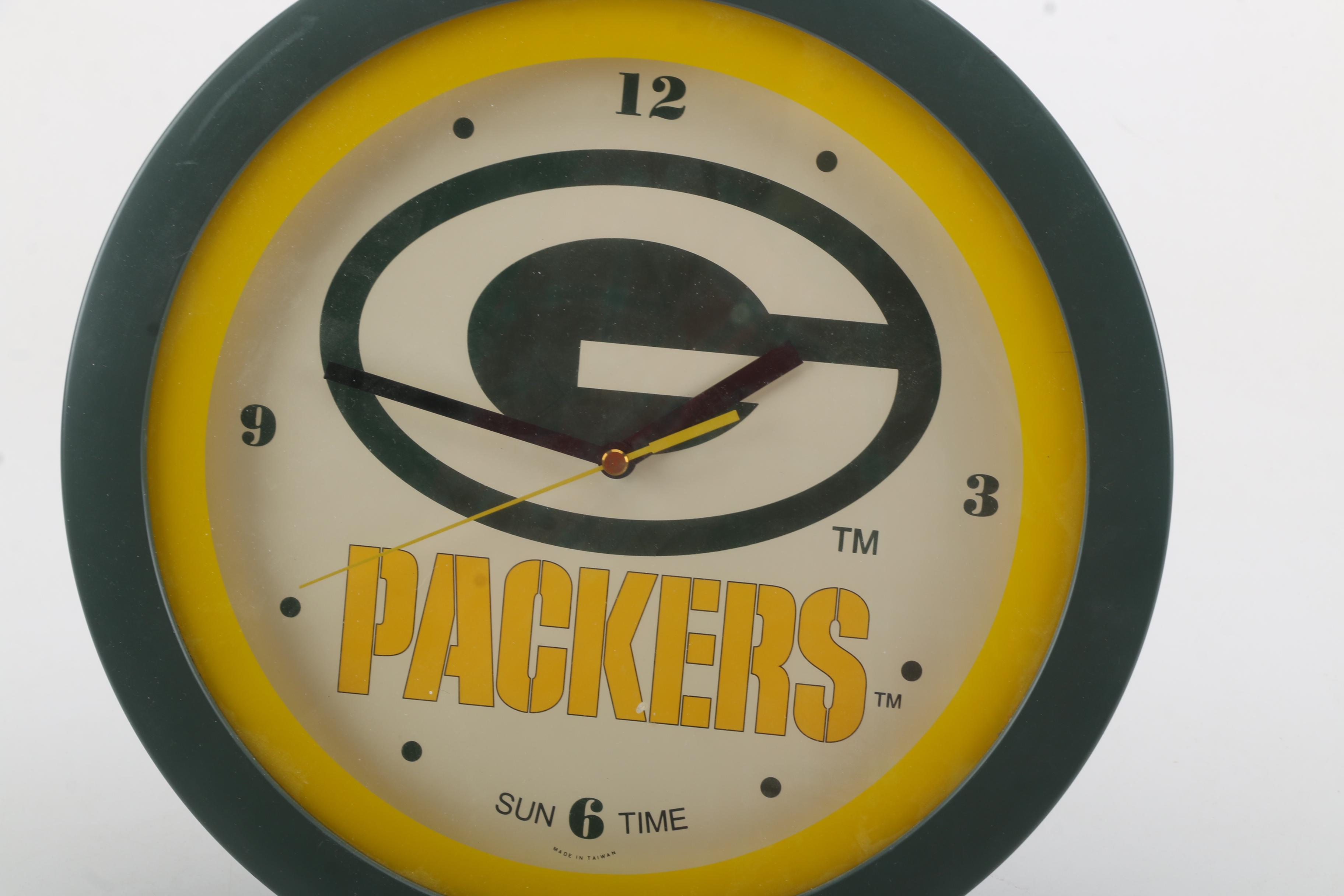 Green Bay Packers Wall Clock