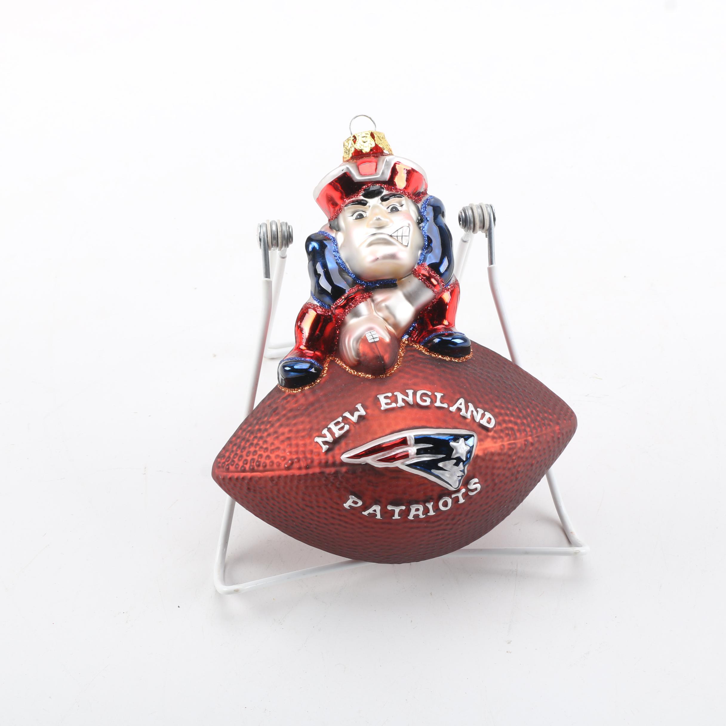 NFL "New England Patriots" Glass Christmas Ornament