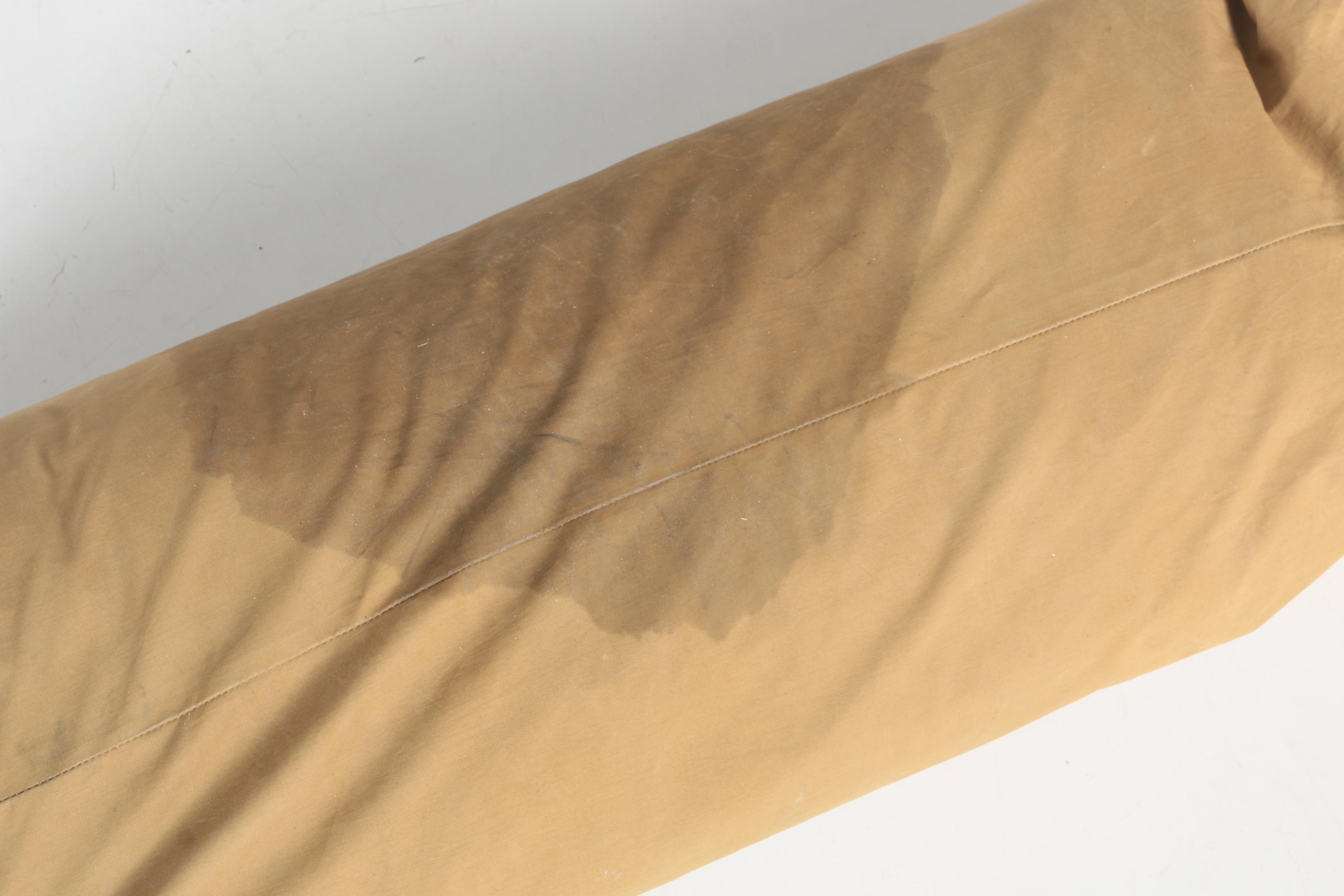 Ameristep "Realtree Xtra" Ground Blind with Lanterns and Camping Gear