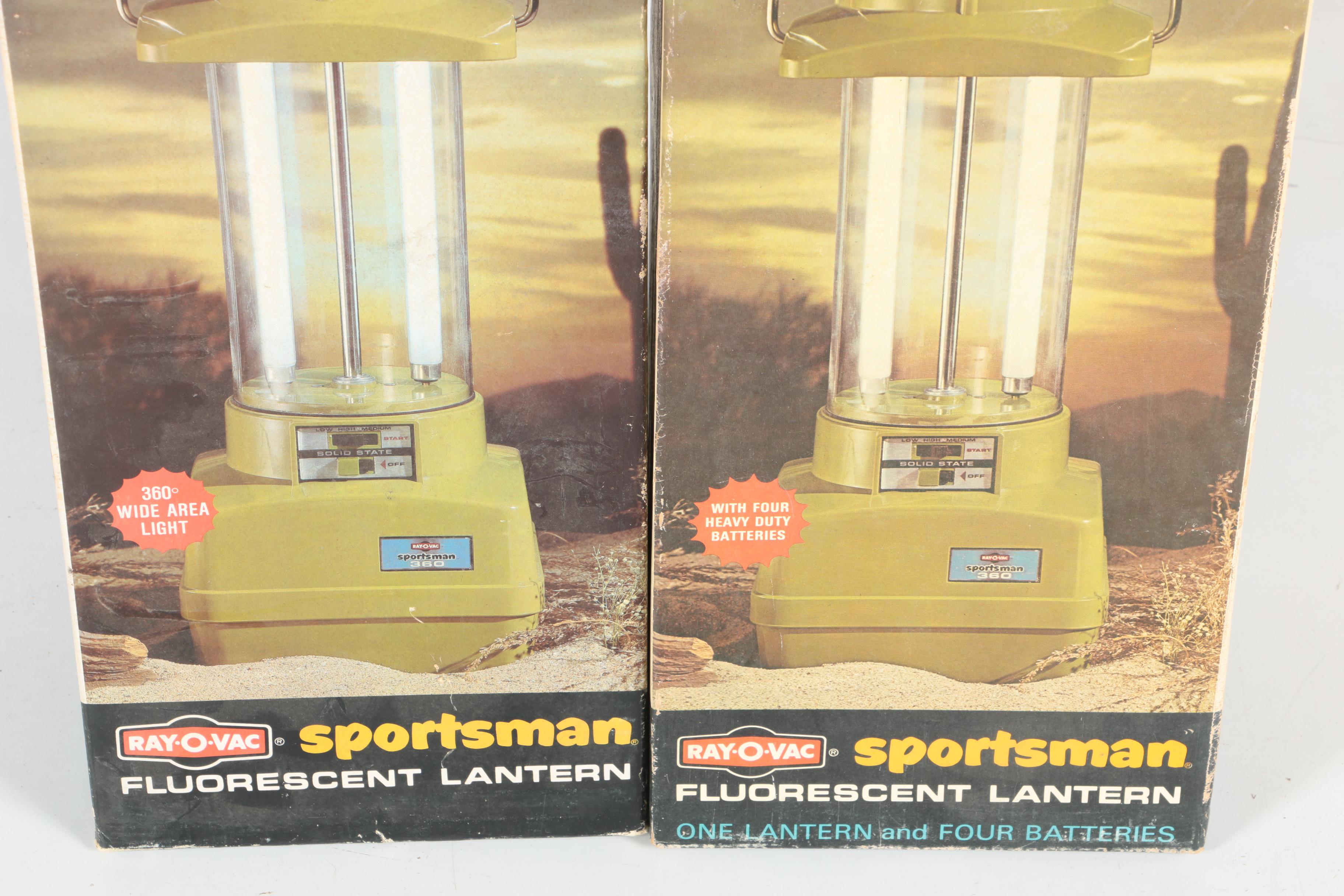 Ameristep "Realtree Xtra" Ground Blind with Lanterns and Camping Gear