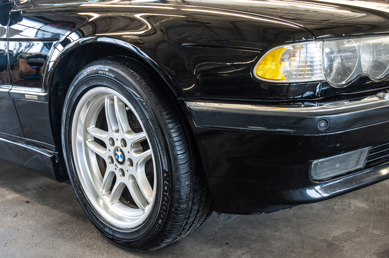 2000 BMW 750IL V12 Sedan