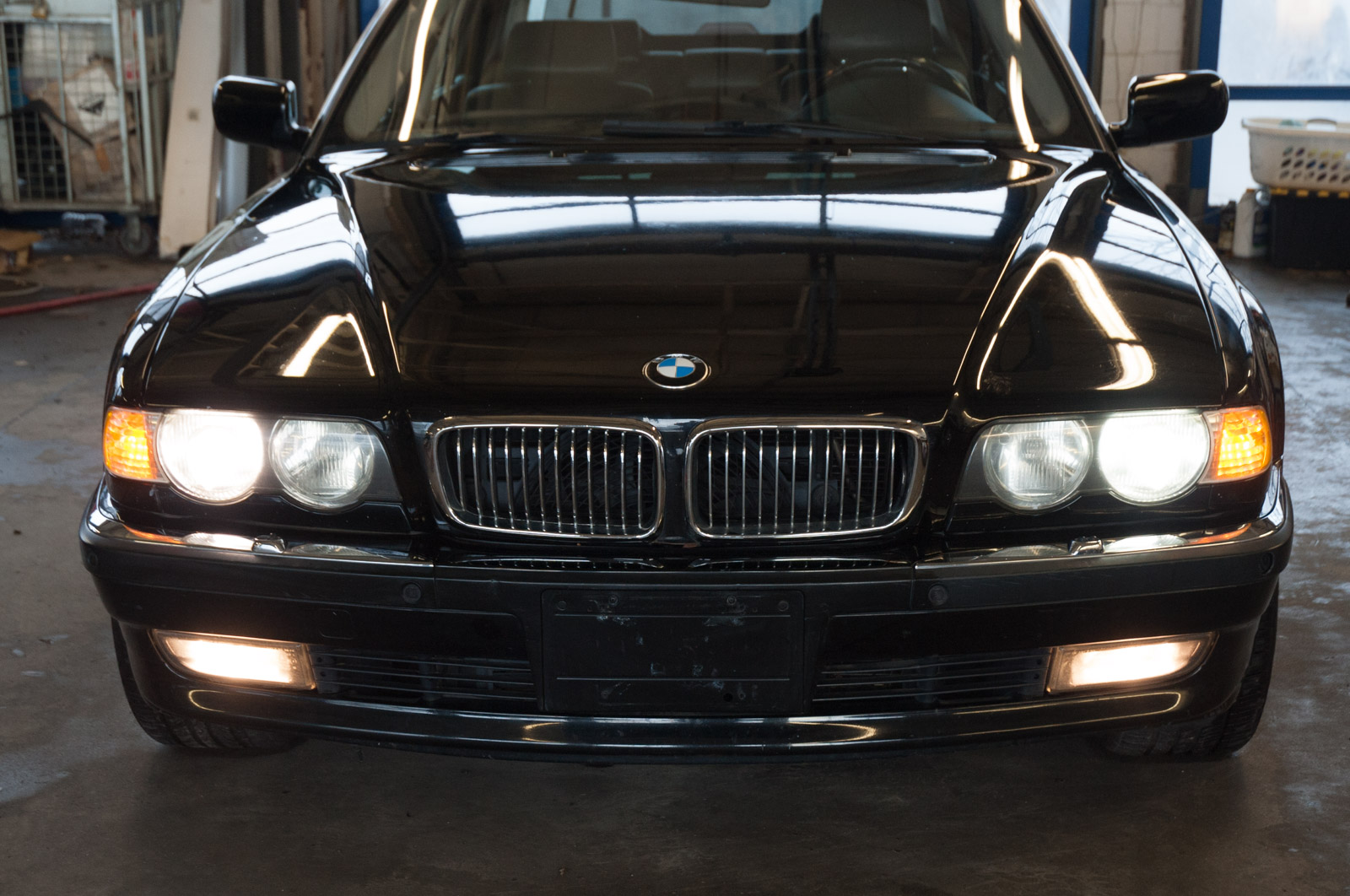 2000 BMW 750IL V12 Sedan