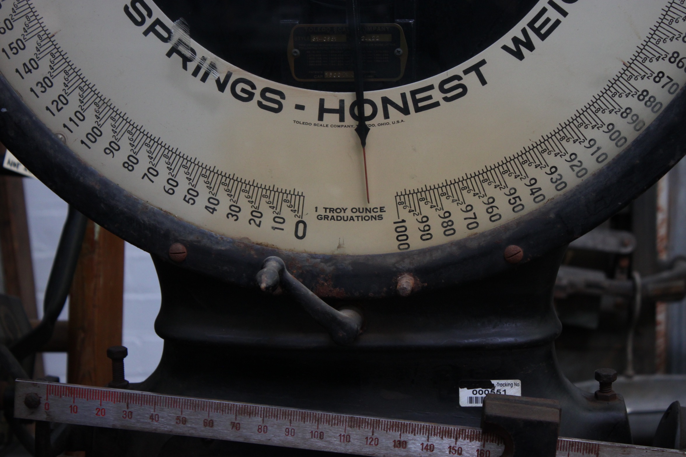 Vintage Toledo 1000 Troy Ounce Honest Weight Scale