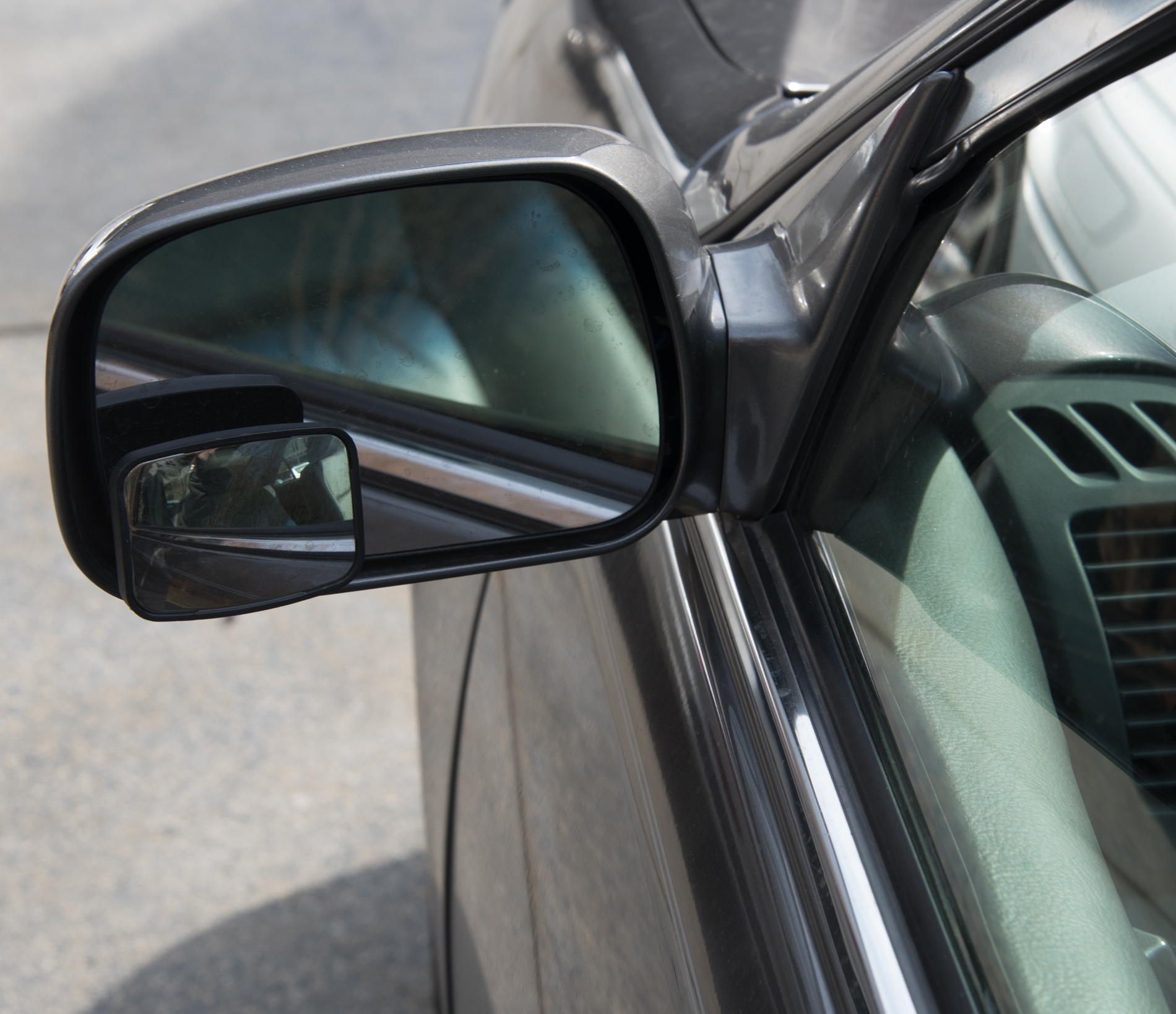 2005 Toyota Camry XLE Sedan