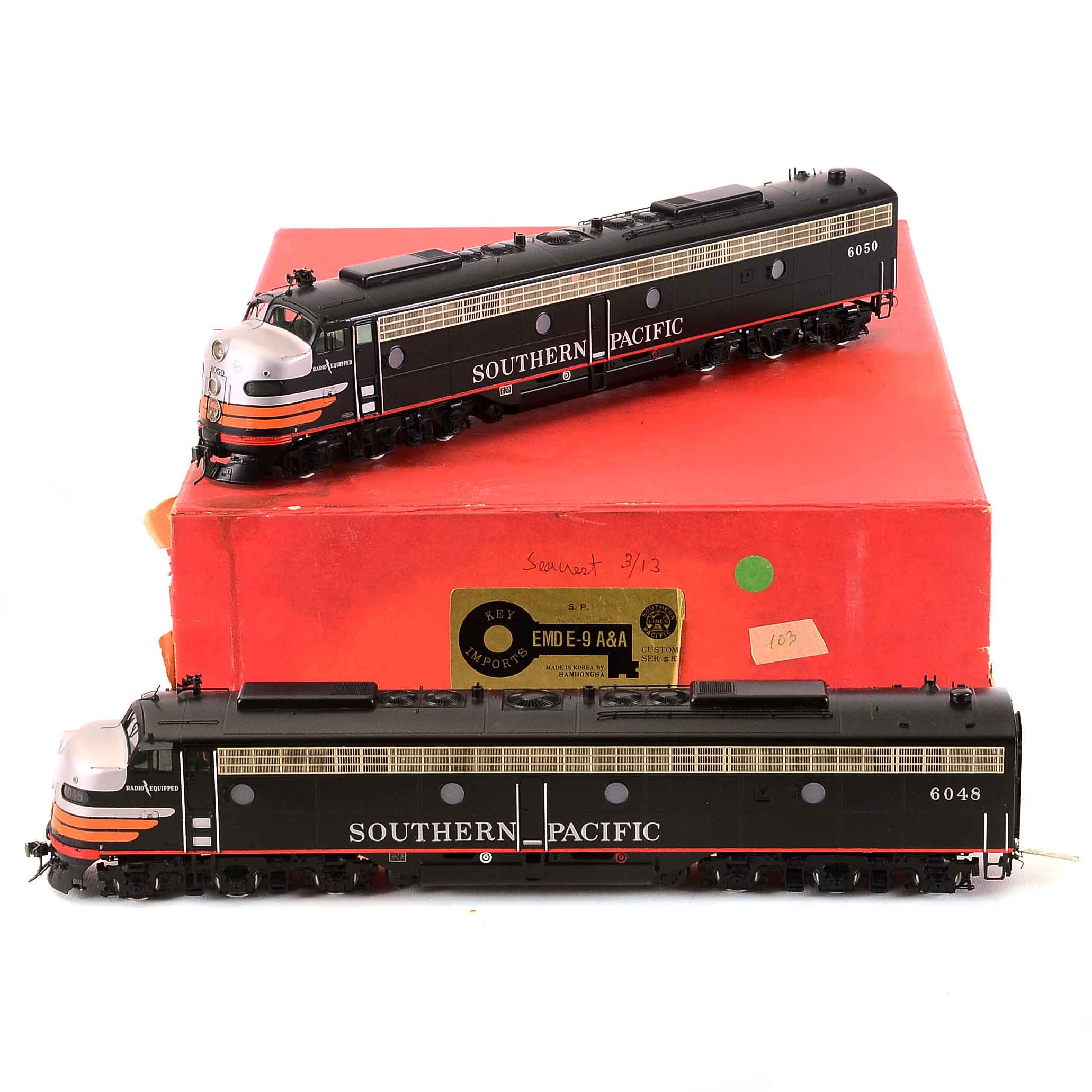 Key Imports EMD E-9 Locomotive Southern Pacific Black Widow