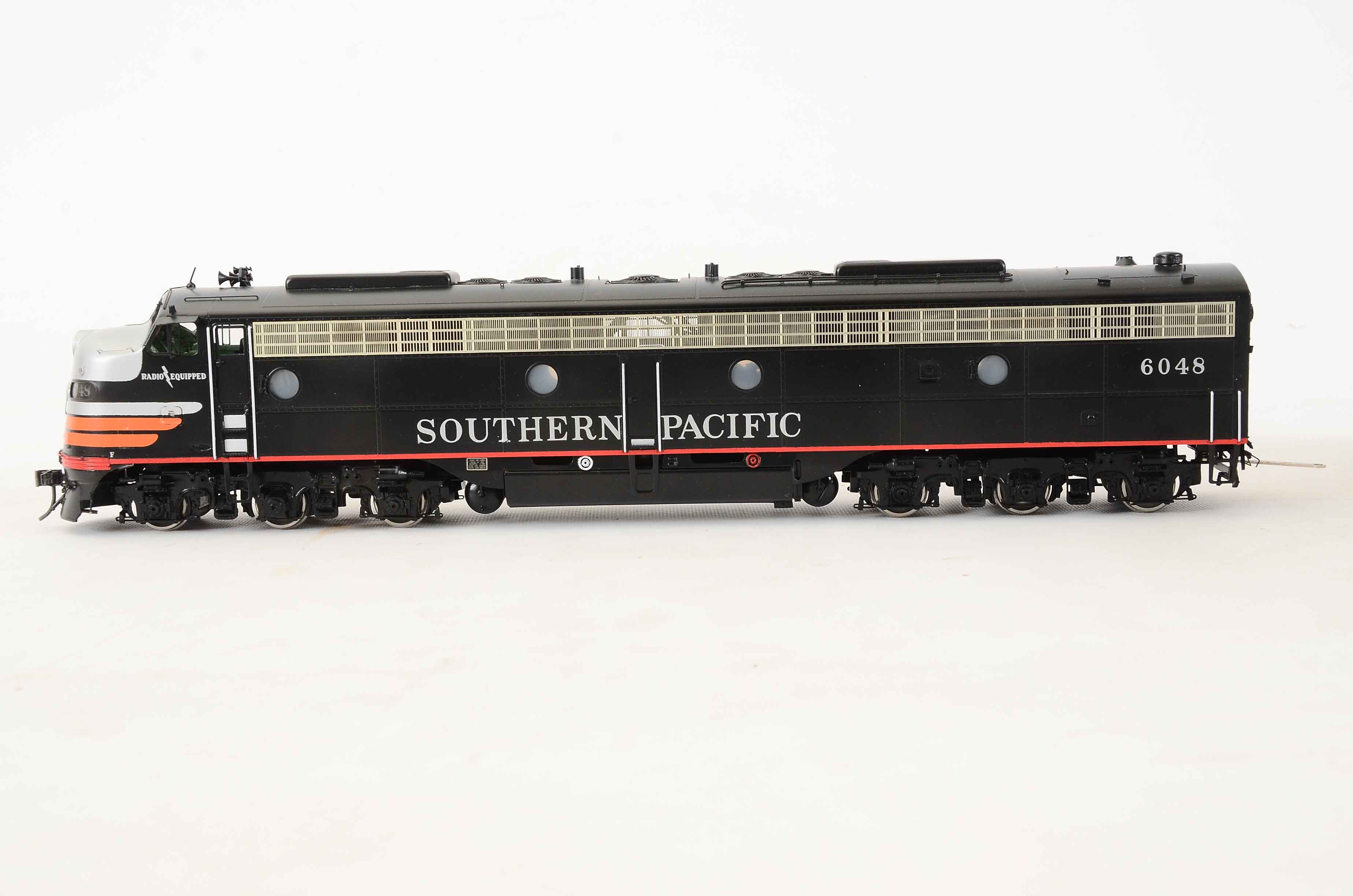 Key Imports EMD E-9 Locomotive Southern Pacific Black Widow
