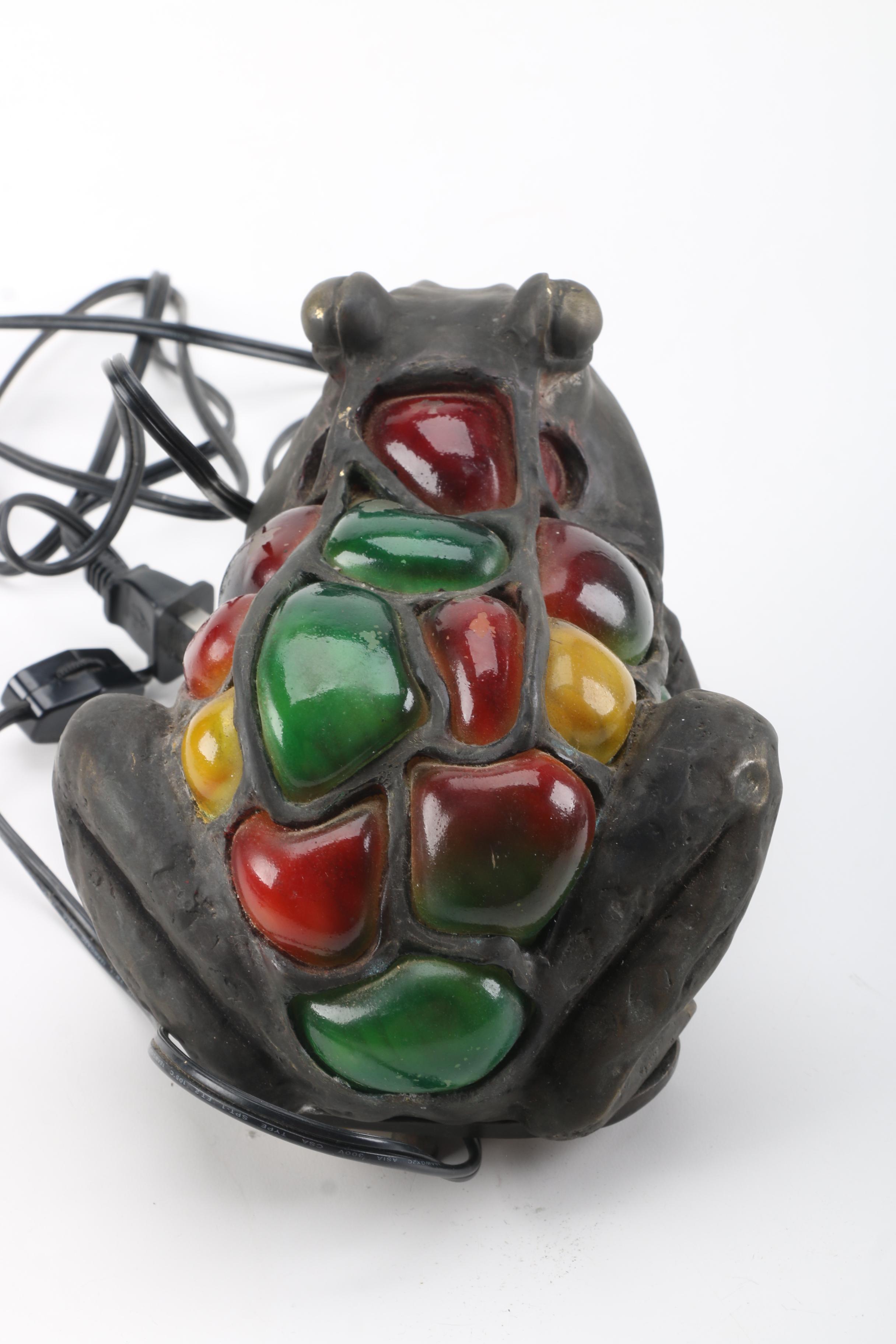 Metal Frog Accent Lamp