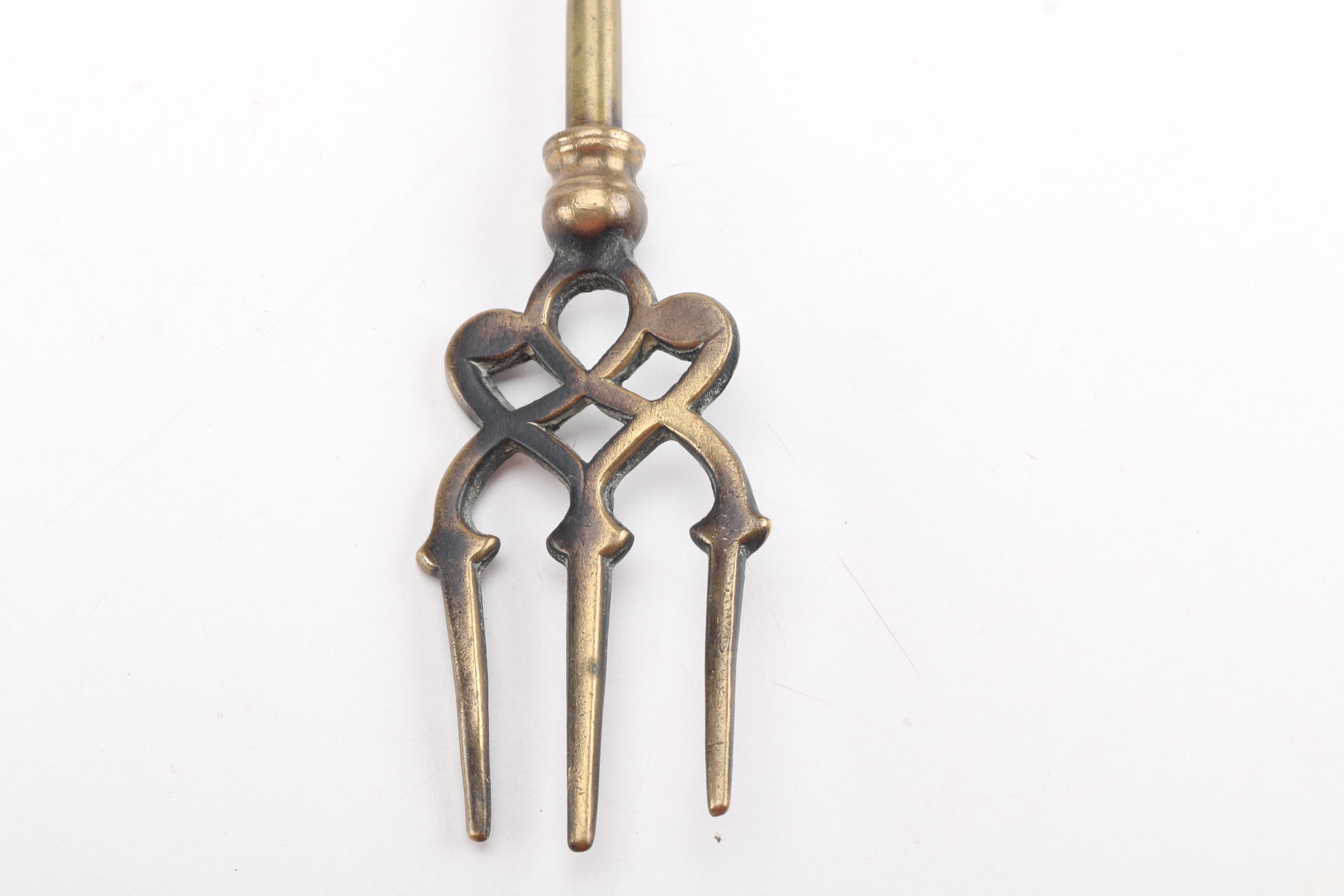 Metal Bells And Brass "Scottish Terrier" Fork